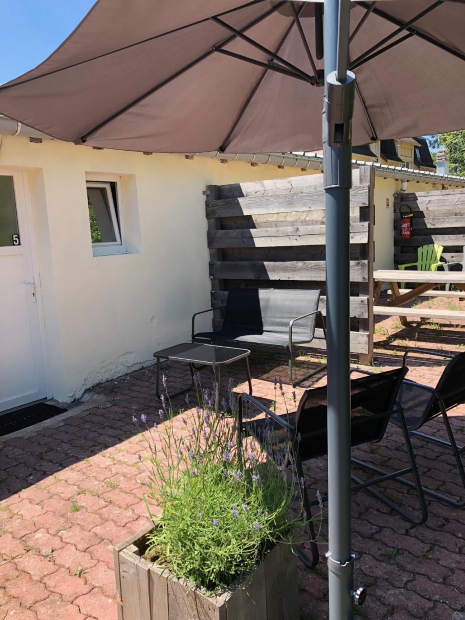 Camping Du Chateau Granges-sur-Vologne Exterior foto